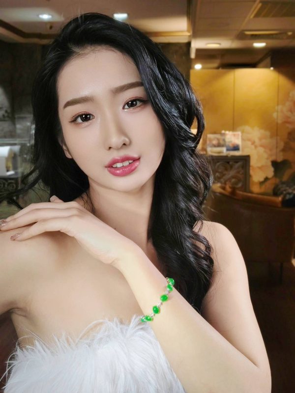 B-2025-10-4 翠映星辰 冰种帝王绿合成翡翠钻石手链 B-2025-10