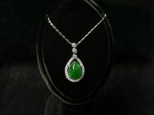 P-2024-02-1 翡翠项链 玻璃种帝王绿合成翡翠K金项链钻石 P-2024-02