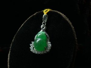 P-2024-04-1 翡翠葫芦项链 玻璃种帝王绿合成翡翠K金项链钻石 P-2024-04