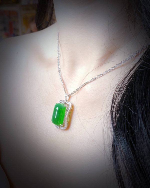 P-2024-06-9 翡翠项链 玻璃种帝王绿合成翡翠K金项链钻石 P-2024-06