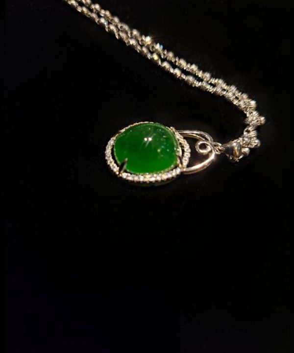 P-2024-09-3 翡翠蛋面项链 玻璃种帝王绿合成翡翠K金项链钻石P-2024-09