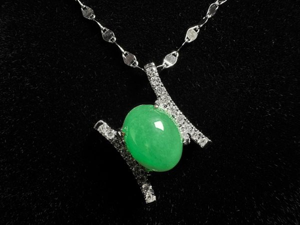 P-2025-13-1 翡翠蛋面项链 冰种帝王绿合成翡翠K金项链钻石 P-2025-13
