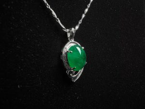 P-2025-16-1 翡翠蛋面项链 冰种帝王绿合成翡翠钻石项链 P-2025-16