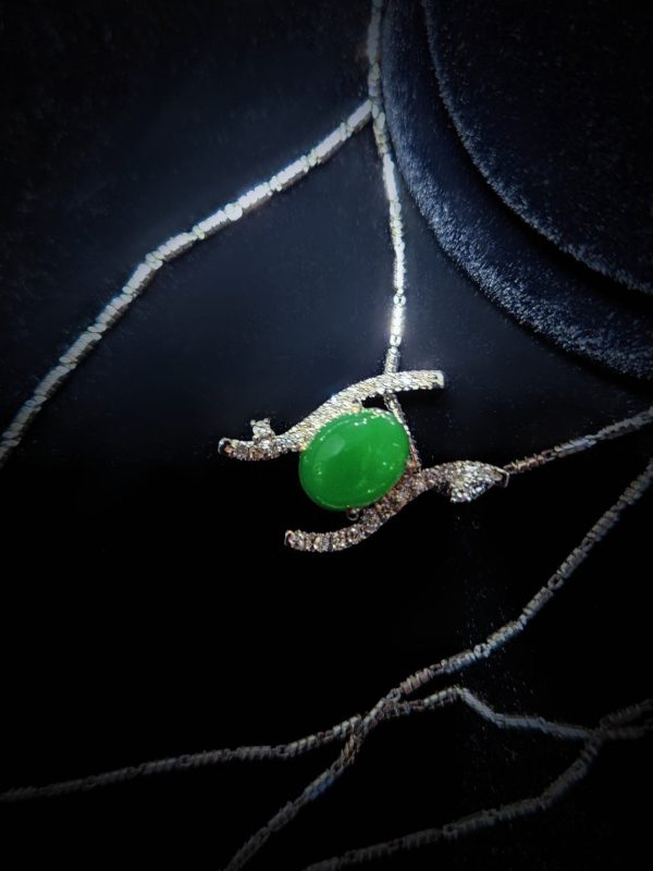 翡翠蛋面项链 冰种帝王绿合成翡翠K金项链钻石 P-2025-26