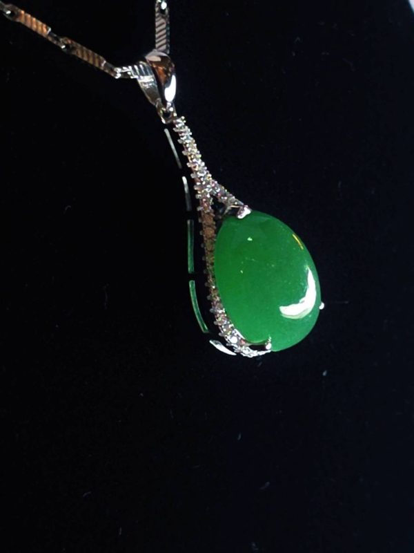 翡翠蛋面项链 冰种帝王绿合成翡翠K金项链钻石 P-2025-30