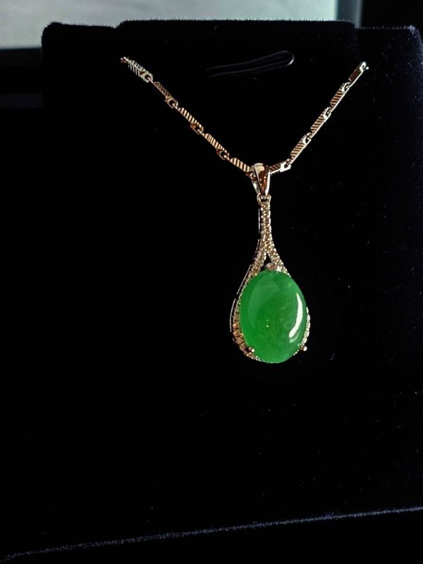 翡翠蛋面项链 冰种帝王绿合成翡翠K金项链钻石 P-2025-30