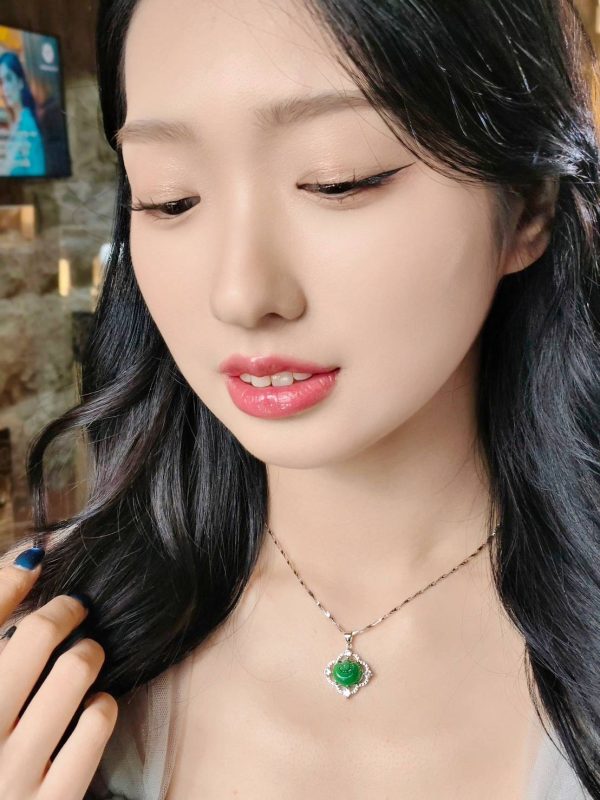 P-2025-32.5 翡翠元宝项链 冰种帝王绿合成翡翠K金项链钻石 P-2025-32