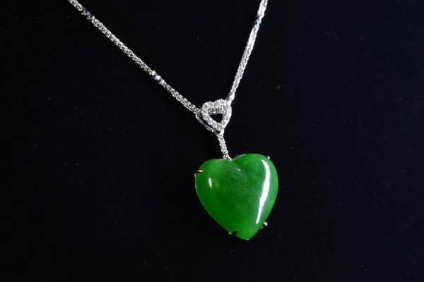 P-2025-43-2 翡翠心型项链 冰种帝王绿合成翡翠K金项链钻石P-2025-43