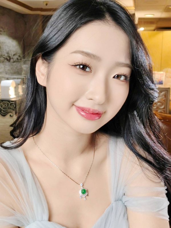 P-2025-48-5 翡翠蛋面项链 冰种帝王绿合成翡翠K金项链钻石 P-2025-48