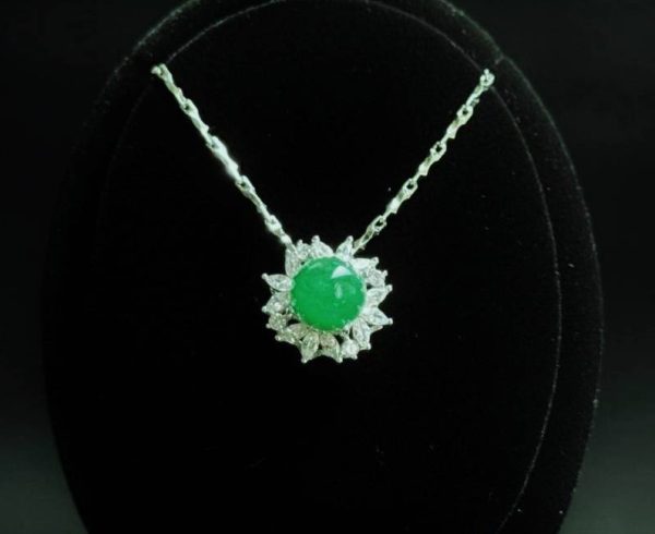 P-2025-49-1 翡翠蛋面项链 冰种帝王绿合成翡翠钻石项链 P-2025-49