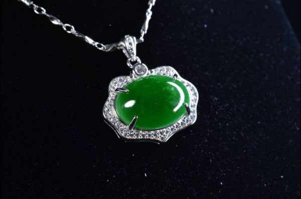 P-2025-61-1 翡翠项链 冰种帝王绿合成翡翠K金项链钻石 P-2025-61