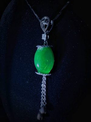 翡翠蛋面项链 冰种帝王绿合成翡翠K金项链钻石 P-2025-70