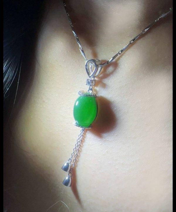 P-2025-70-3 翡翠蛋面项链 冰种帝王绿合成翡翠K金项链钻石 P-2025-70